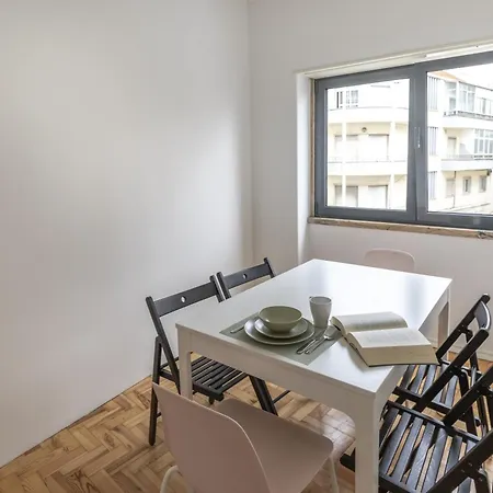 Do Bairro Hostel